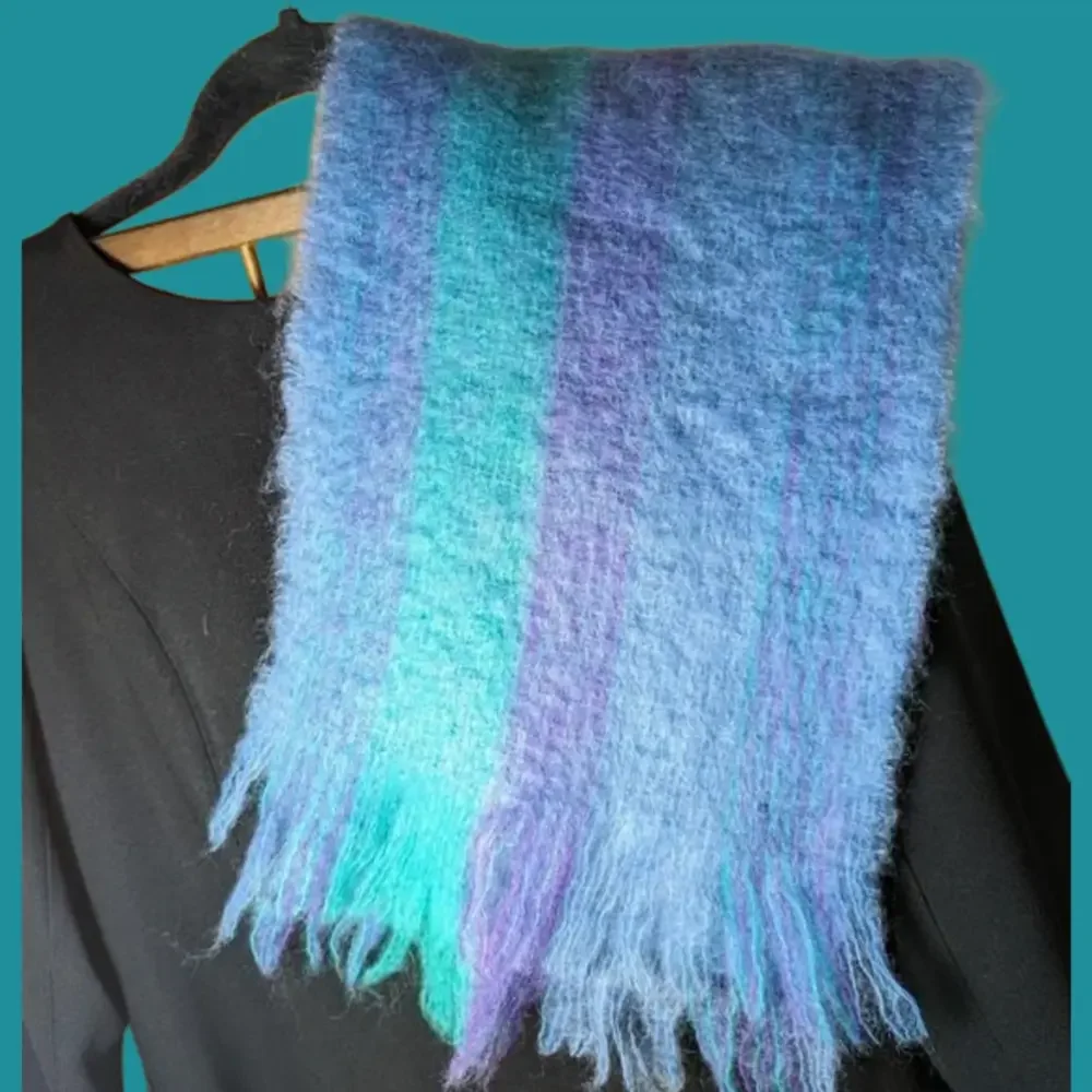 💙 💜 Avoca Vintage Scarf Mohair Handweavers Ireland green blue woven